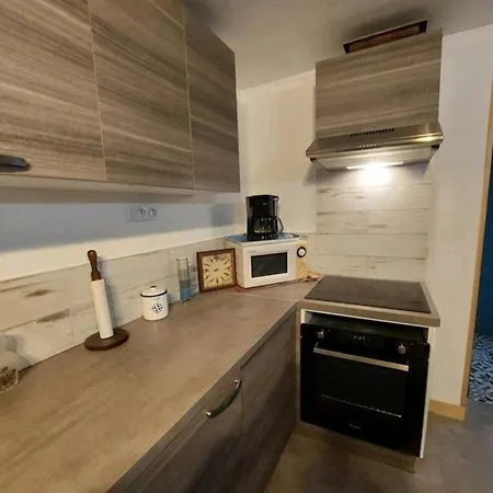 Holiday home Location Bord De Bretteville-sur-Ay