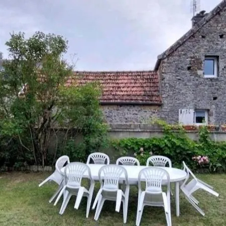 Location Bord De *